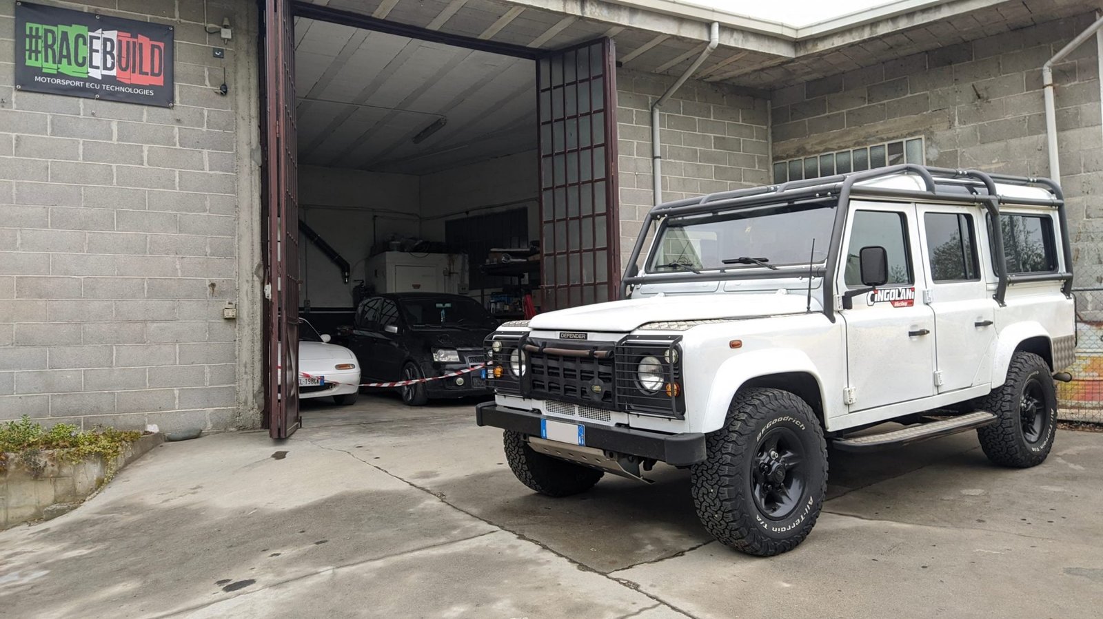 Complete EU2 firmware swap and ECU tune. Turbo Technics VGT, upgraded intercooler, manifold and exhaust,  EGR deleted, Dual Fuel system (Diesel + GPL)